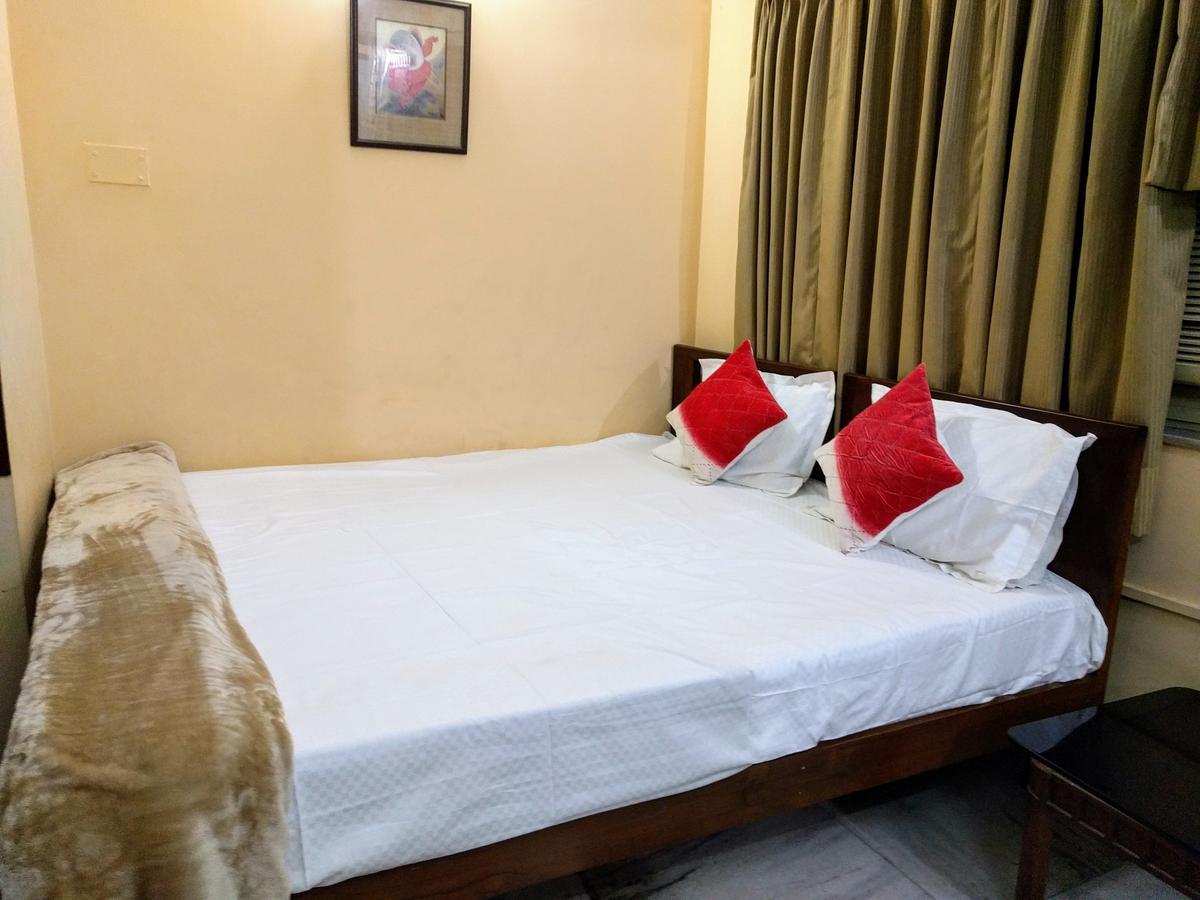 Ashray Guest house *